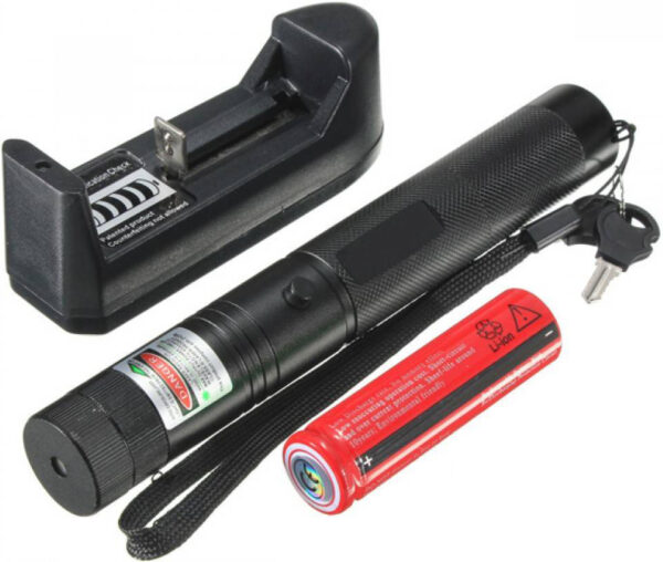 Long Distance Green Laser 303 Pointer